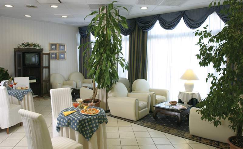 B&B Hotel Ferrara Inreriör bild