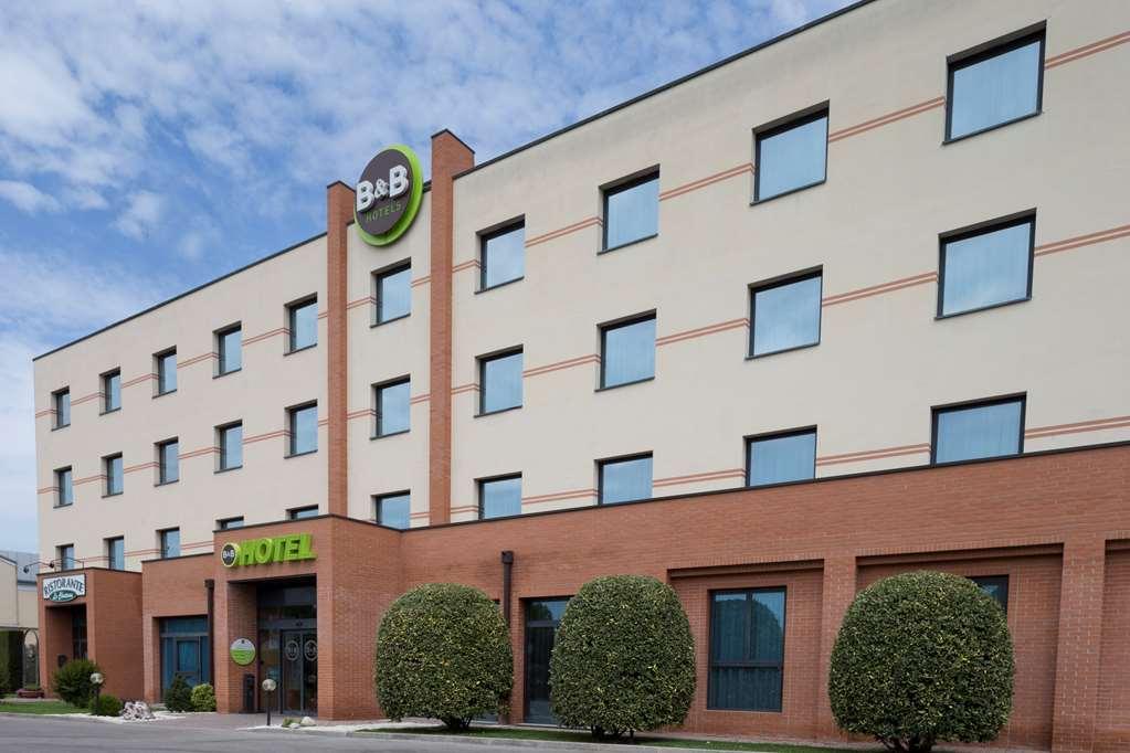 B&B Hotel Ferrara Exteriör bild